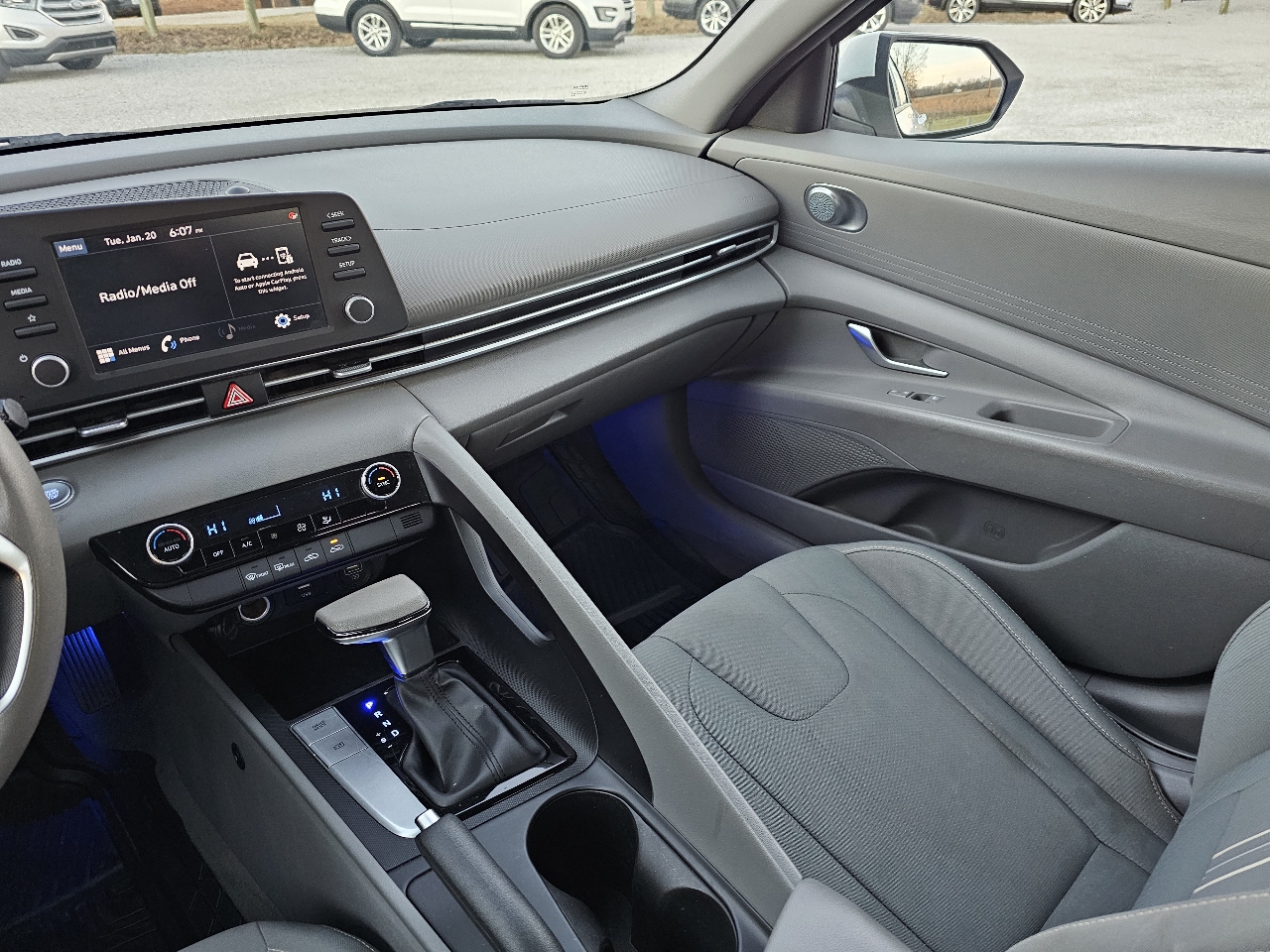 Hyundai Elantra SEL 2022