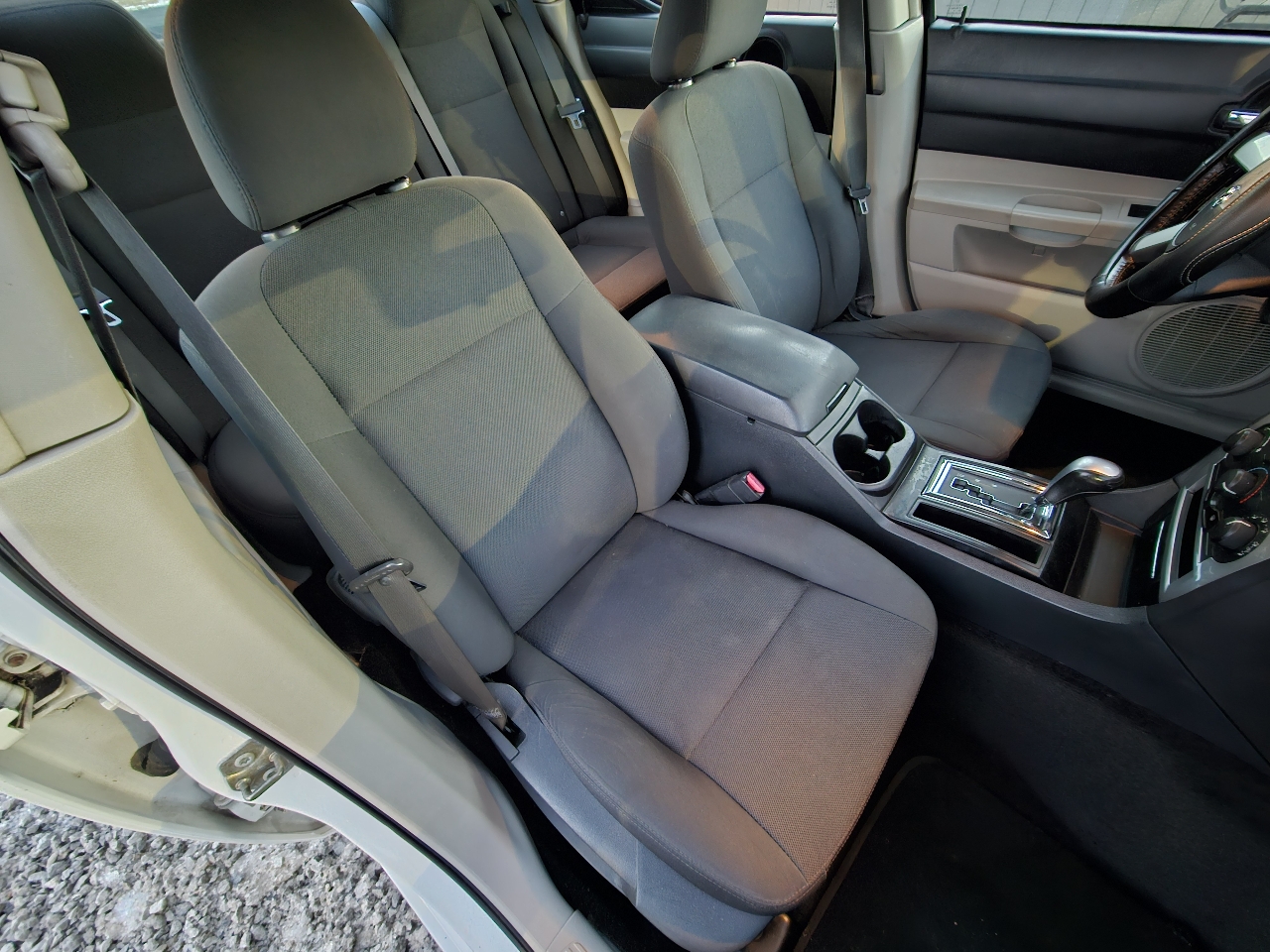 Dodge Charger SE RWD 2007