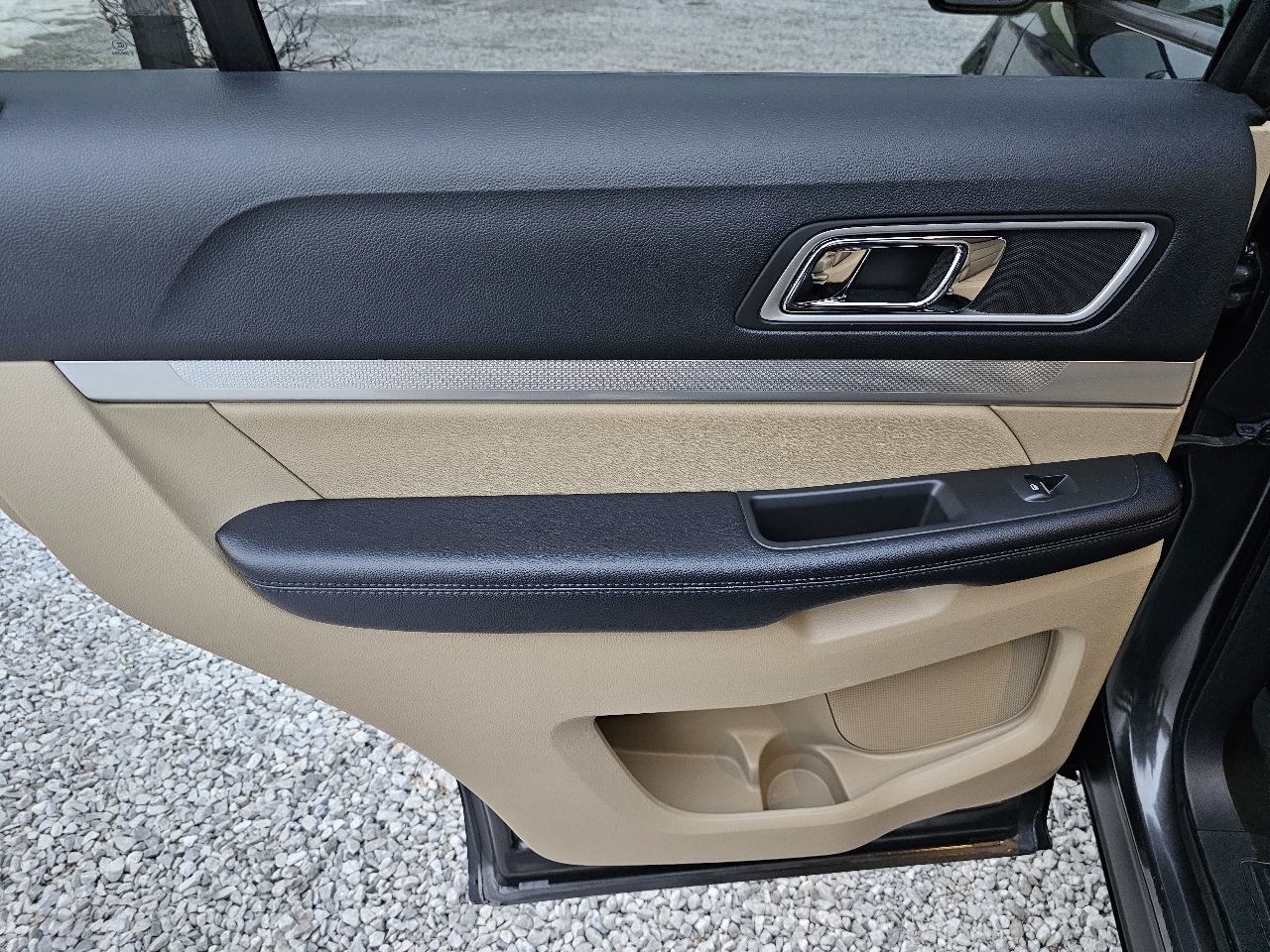 Ford Explorer XLT FWD 2017