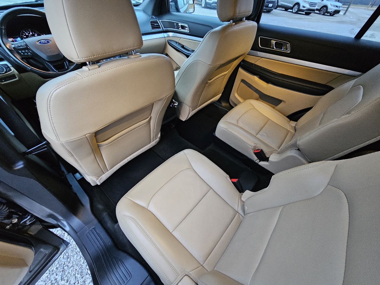 Ford Explorer XLT FWD 2017