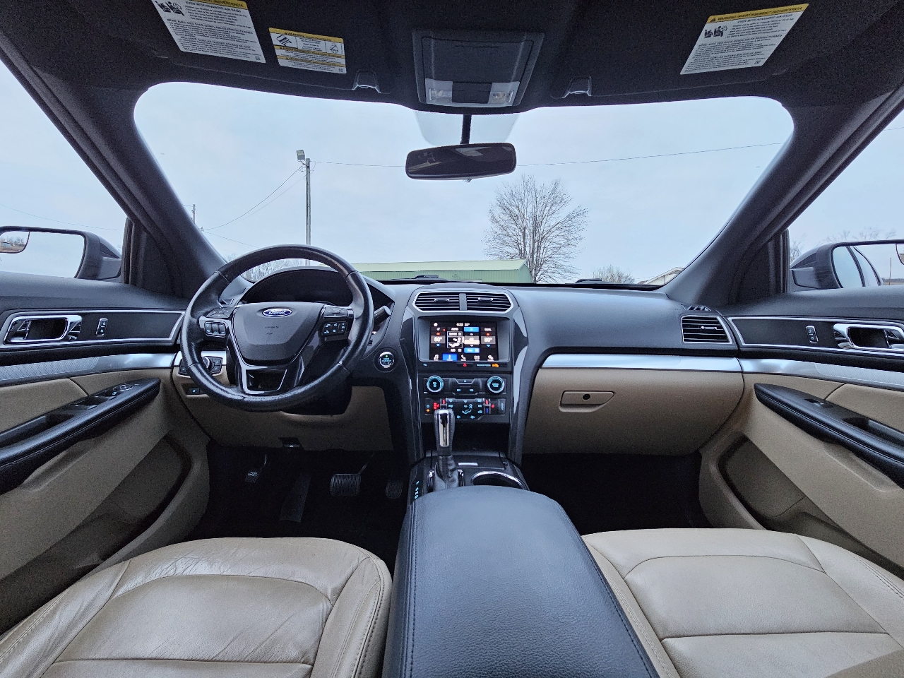 Ford Explorer XLT FWD 2017