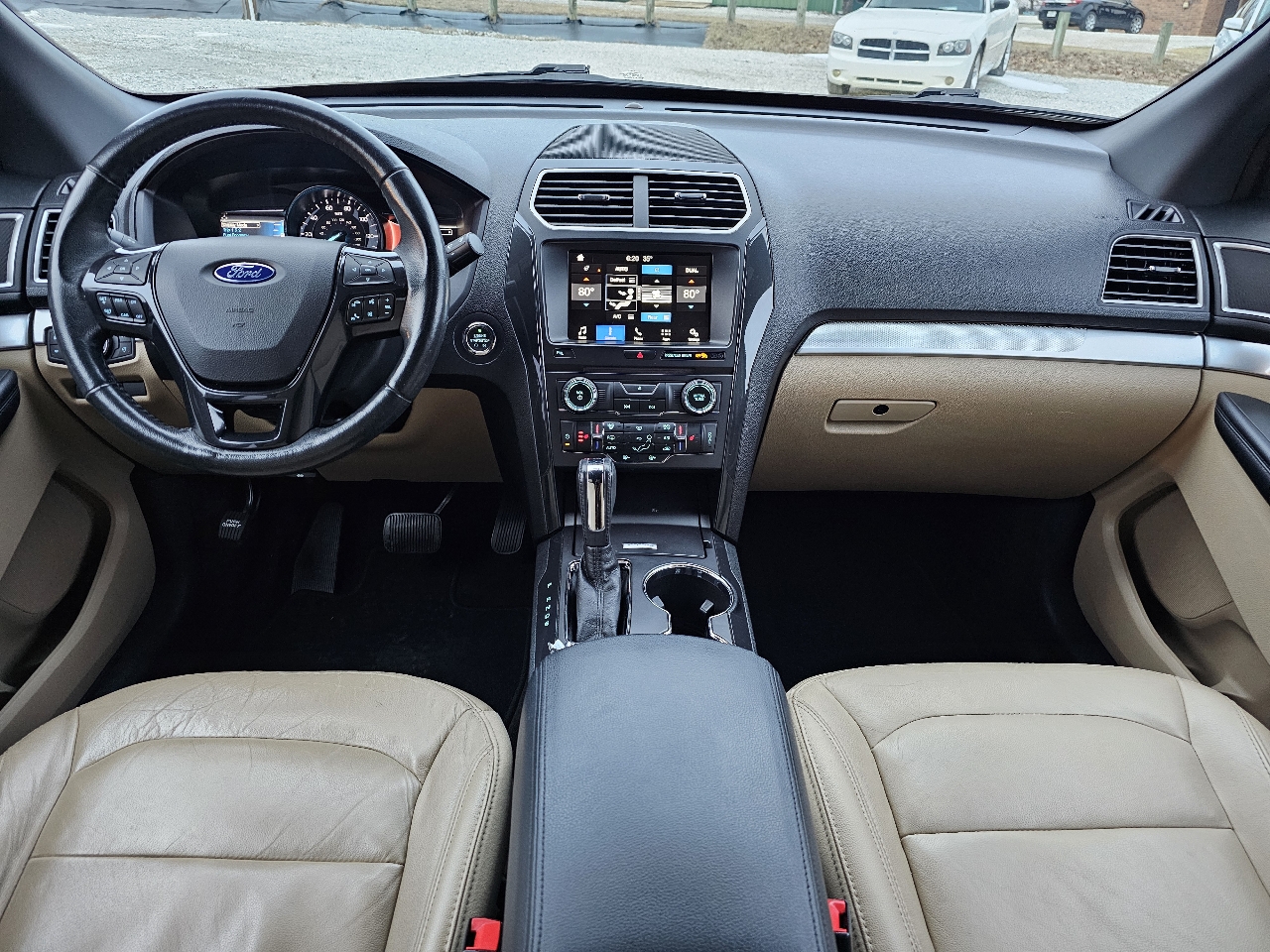 Ford Explorer XLT FWD 2017