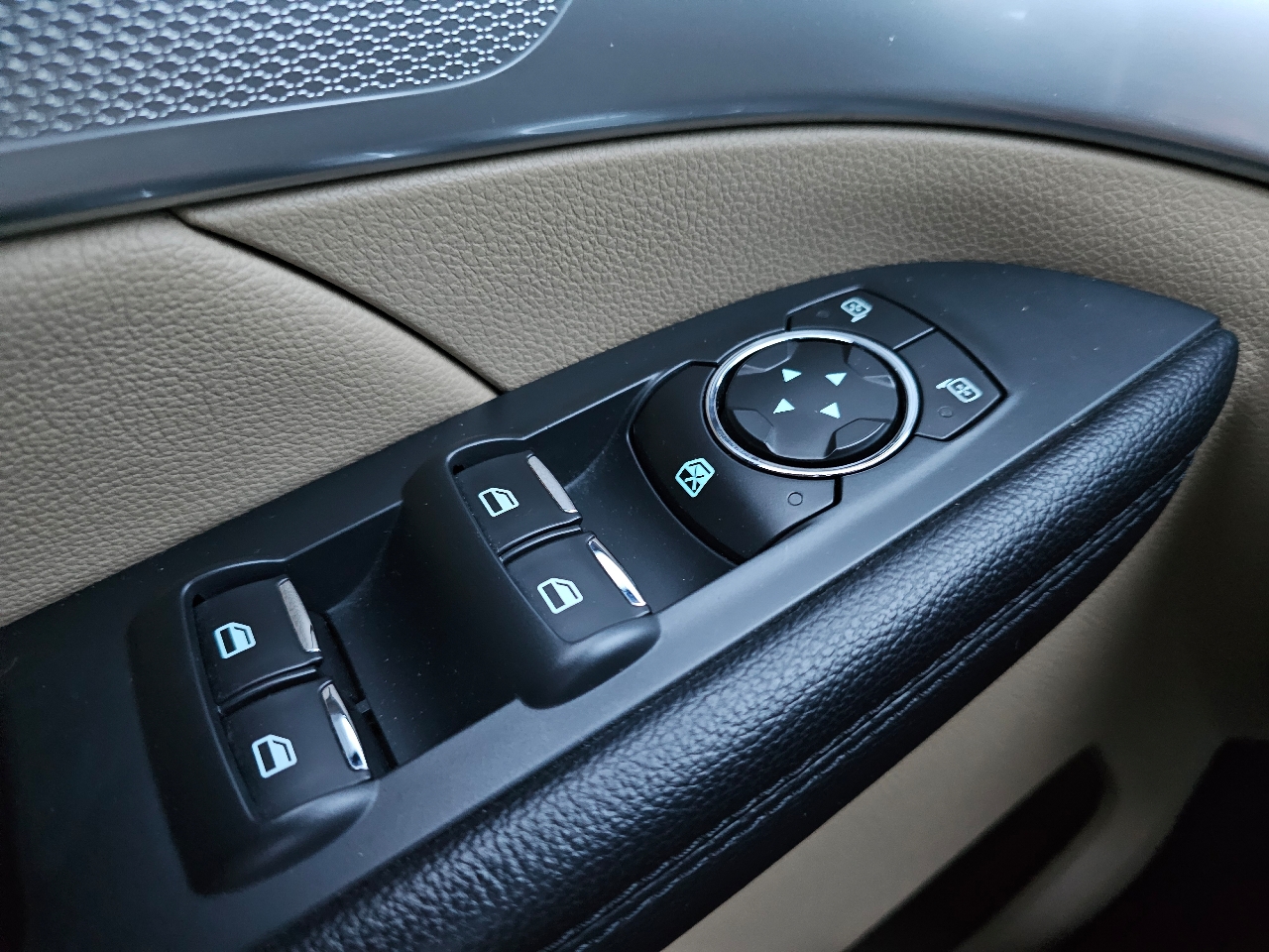 Ford Explorer XLT FWD 2017