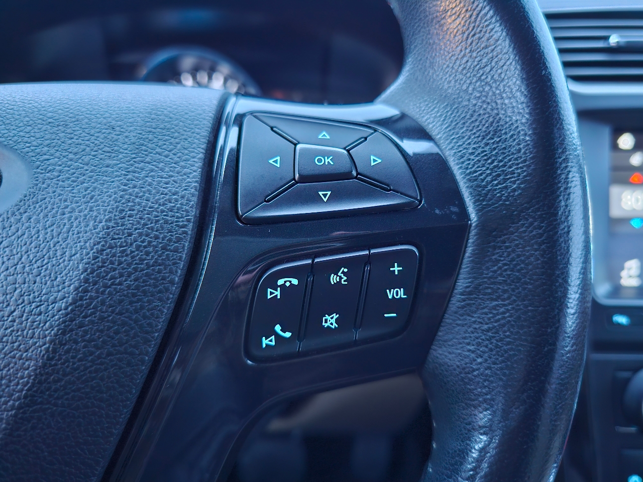 Ford Explorer XLT FWD 2017