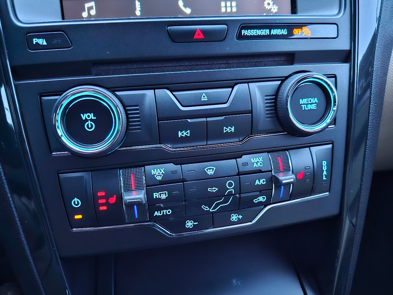 Ford Explorer XLT FWD 2017