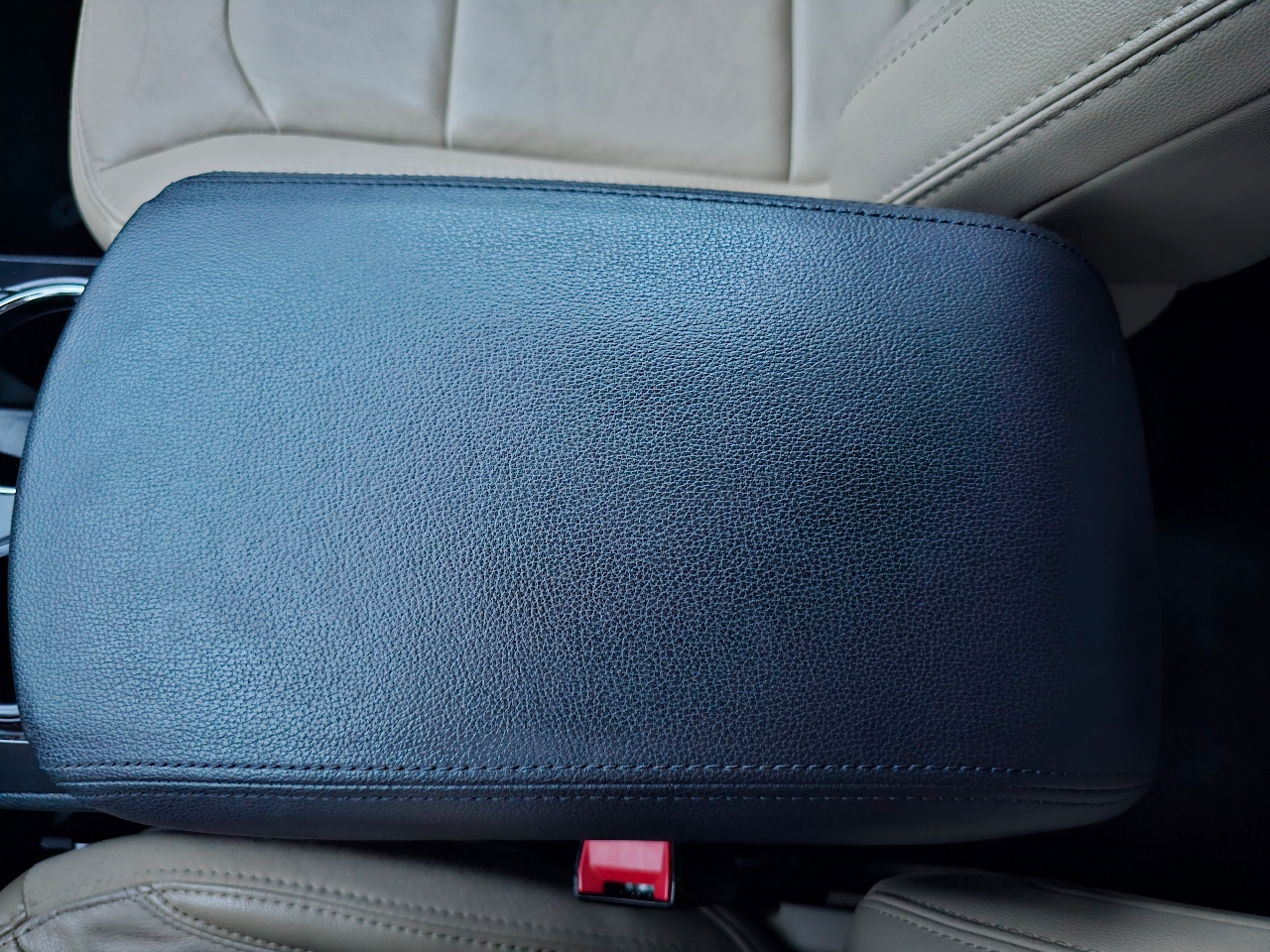 Ford Explorer XLT FWD 2017