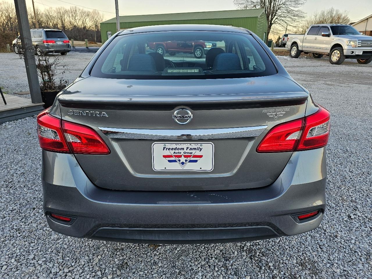 Nissan Sentra S 2019