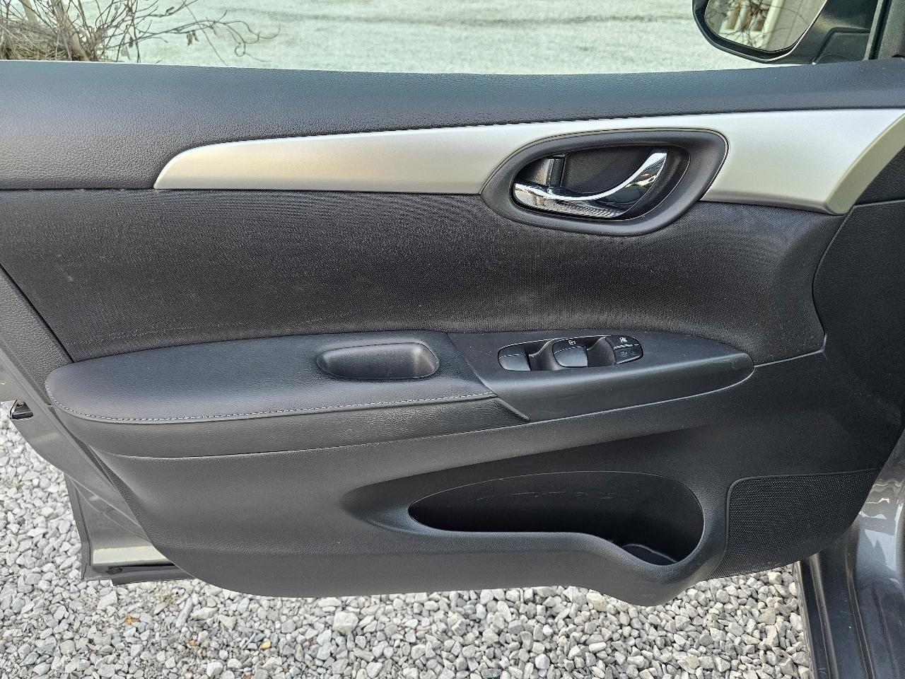 Nissan Sentra S 2019