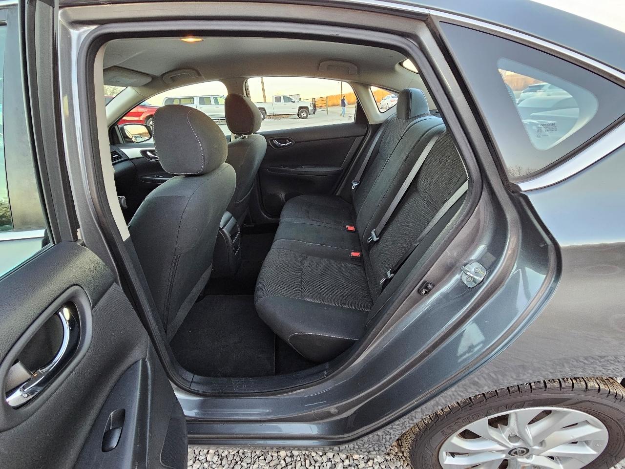 Nissan Sentra S 2019