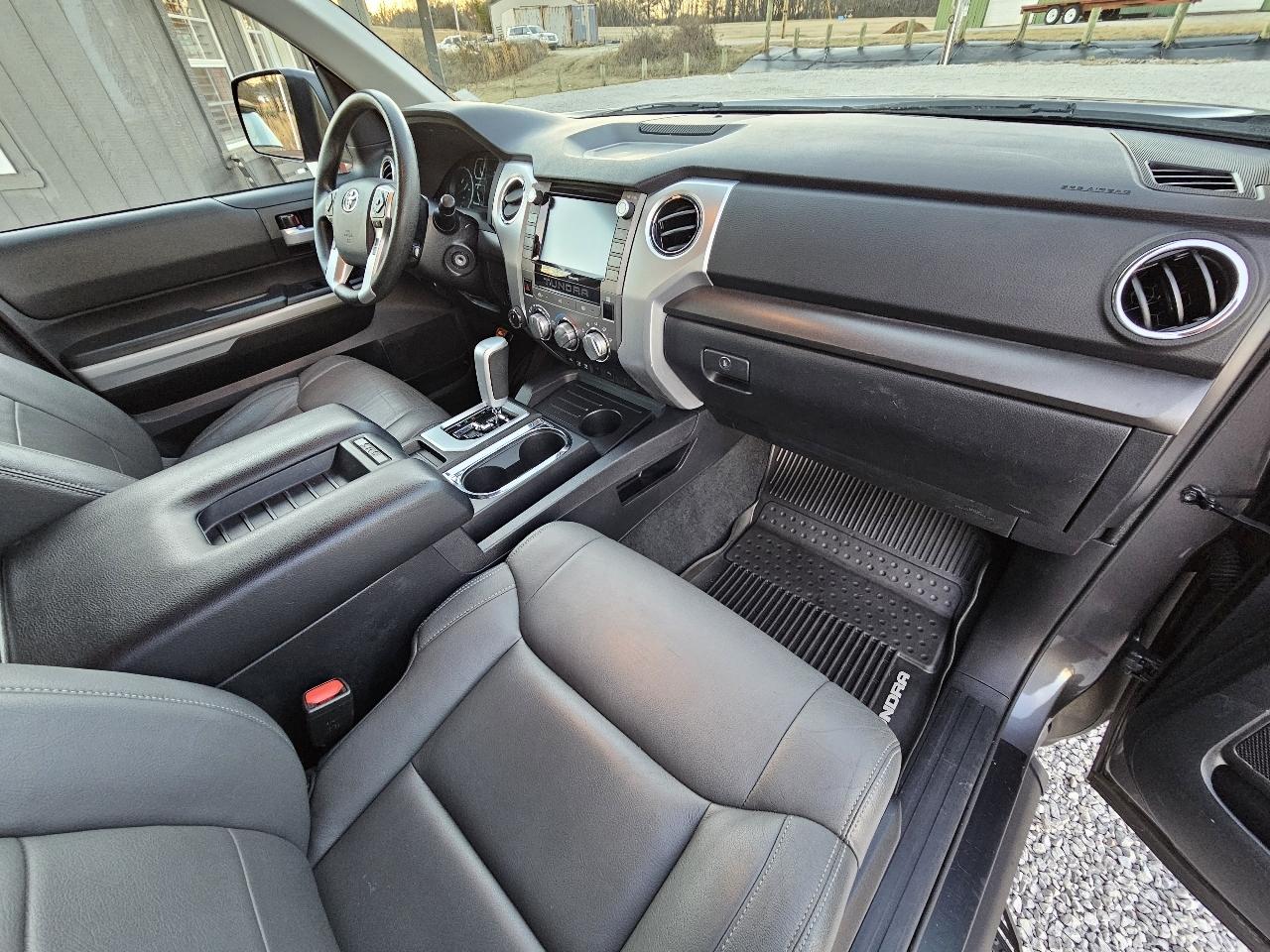 Toyota Tundra SR5 5.7L V8 CrewMax 4WD 2020