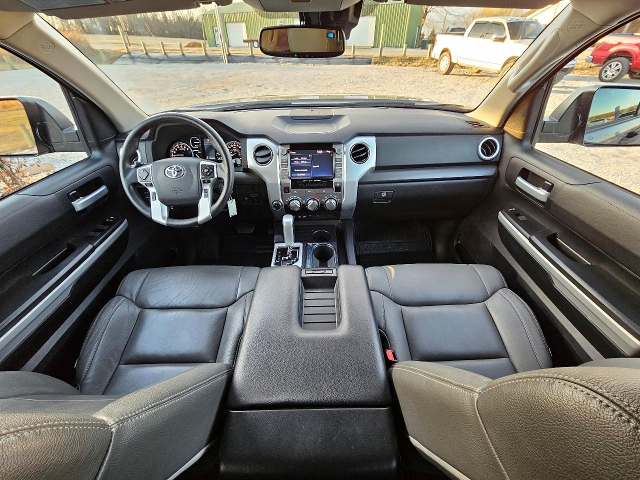 Toyota Tundra SR5 5.7L V8 CrewMax 4WD 2020