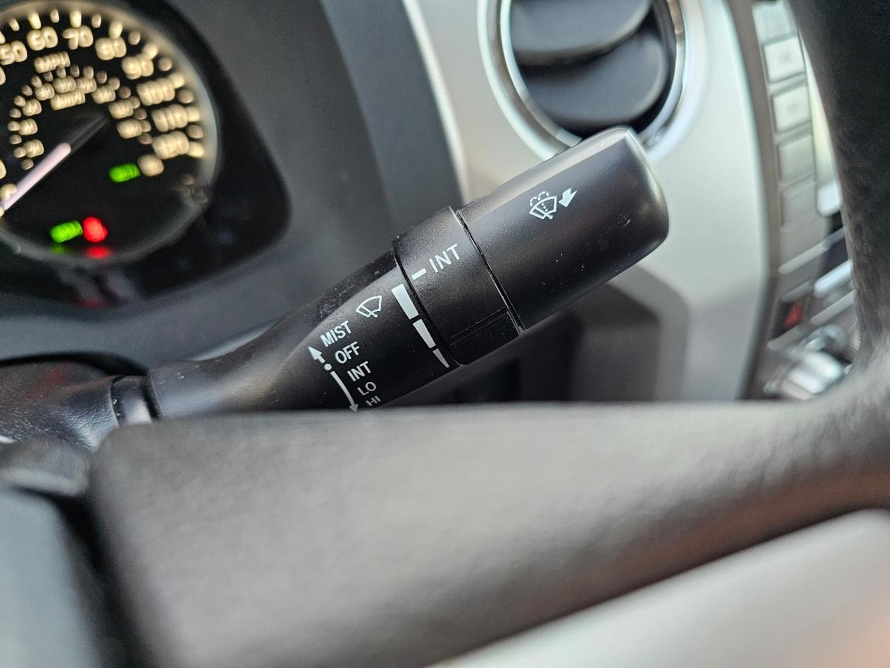 Toyota Tundra SR5 5.7L V8 CrewMax 4WD 2020