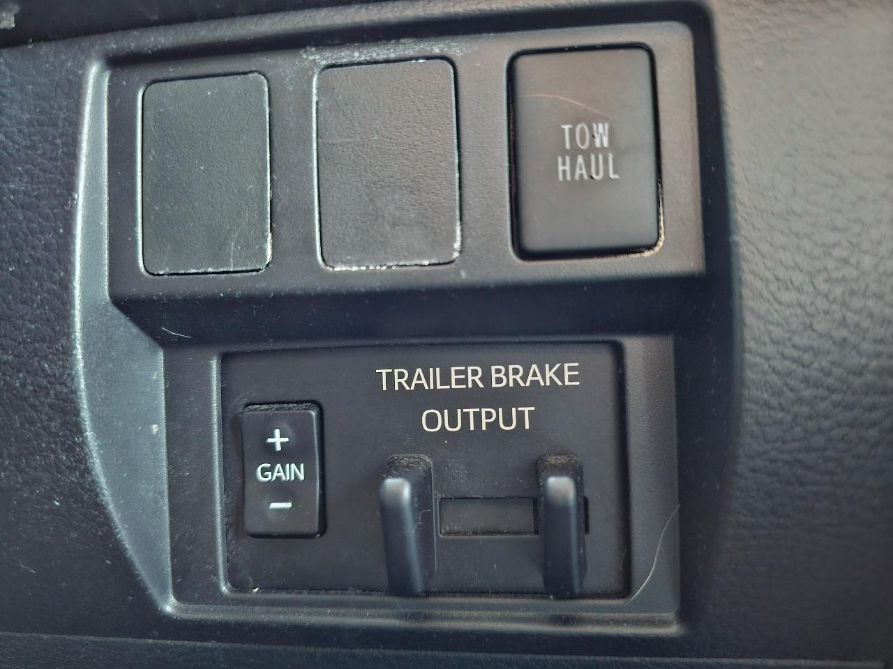 Toyota Tundra SR5 5.7L V8 CrewMax 4WD 2020