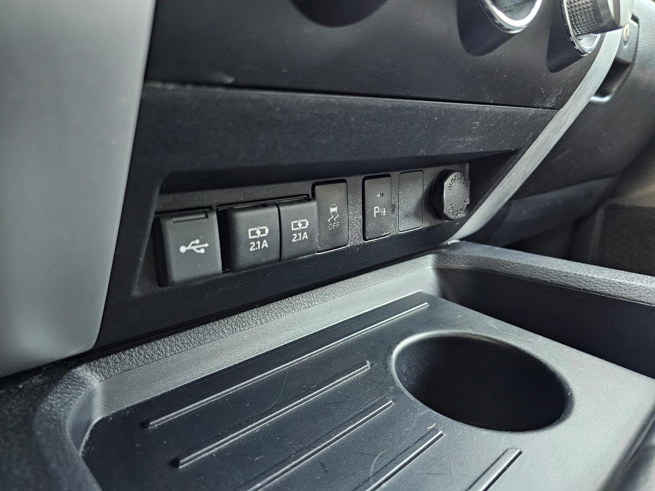 Toyota Tundra SR5 5.7L V8 CrewMax 4WD 2020