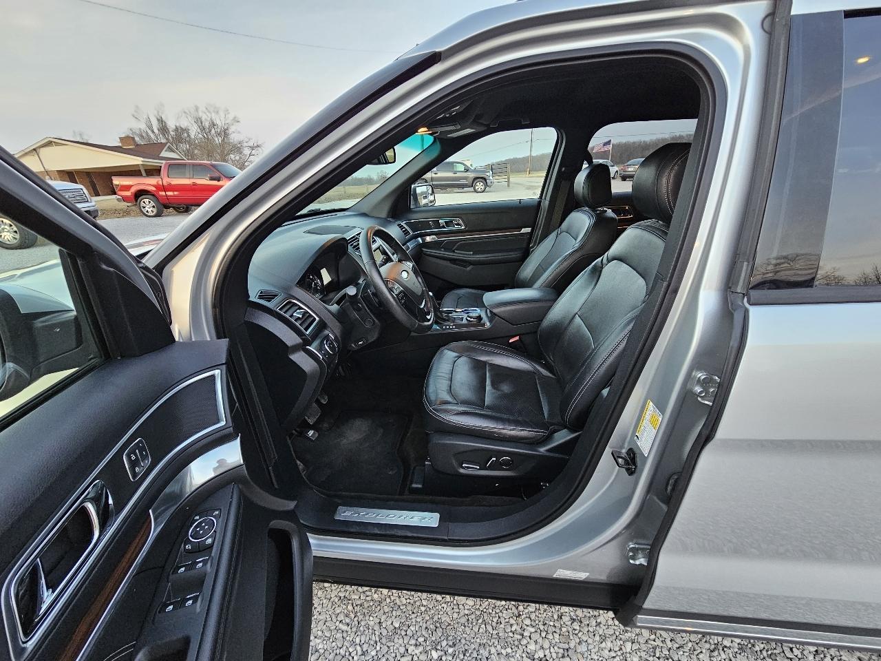 Ford Explorer Limited 4WD 2016