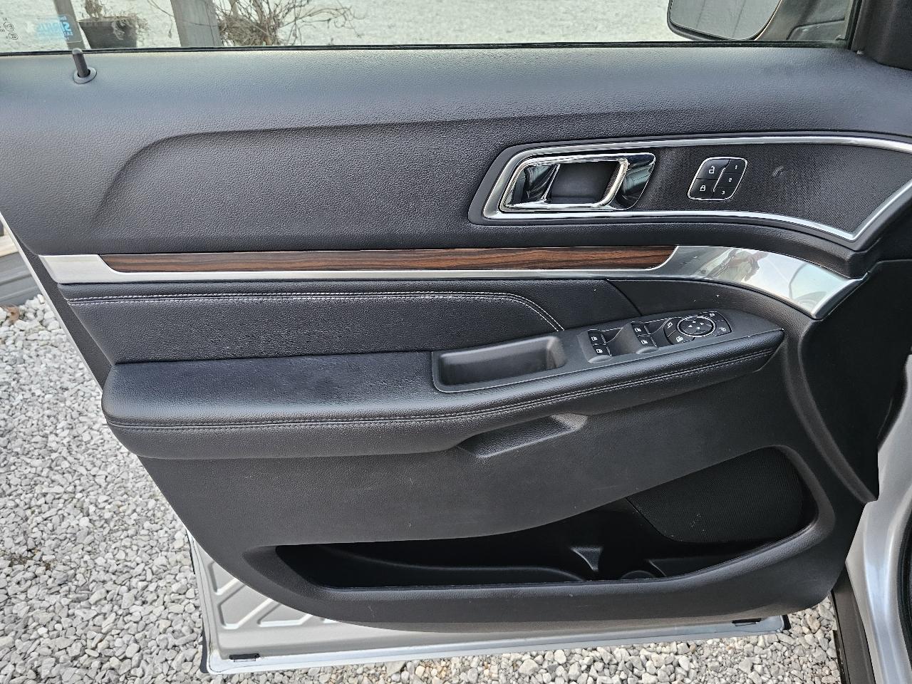 Ford Explorer Limited 4WD 2016