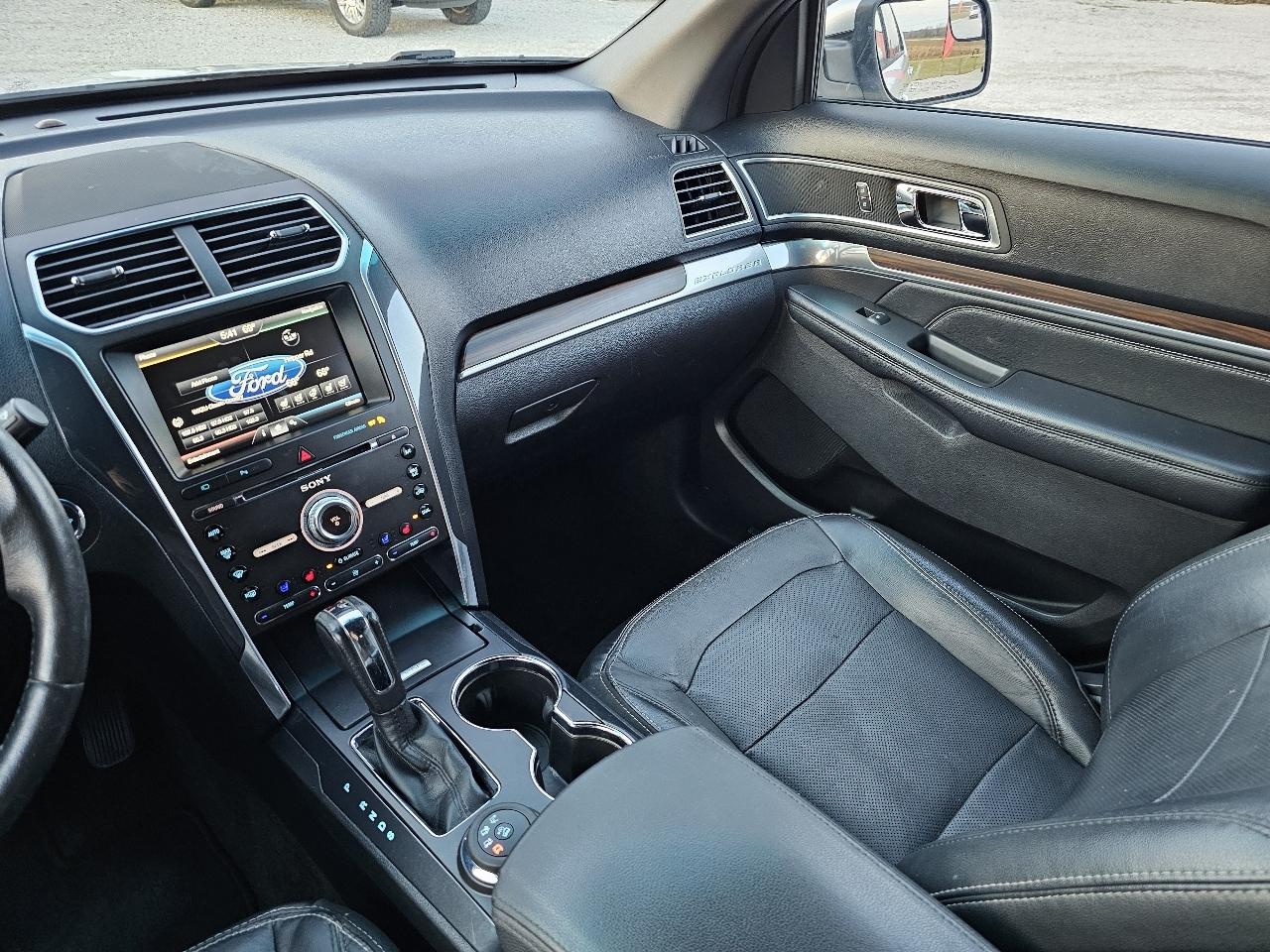 Ford Explorer Limited 4WD 2016