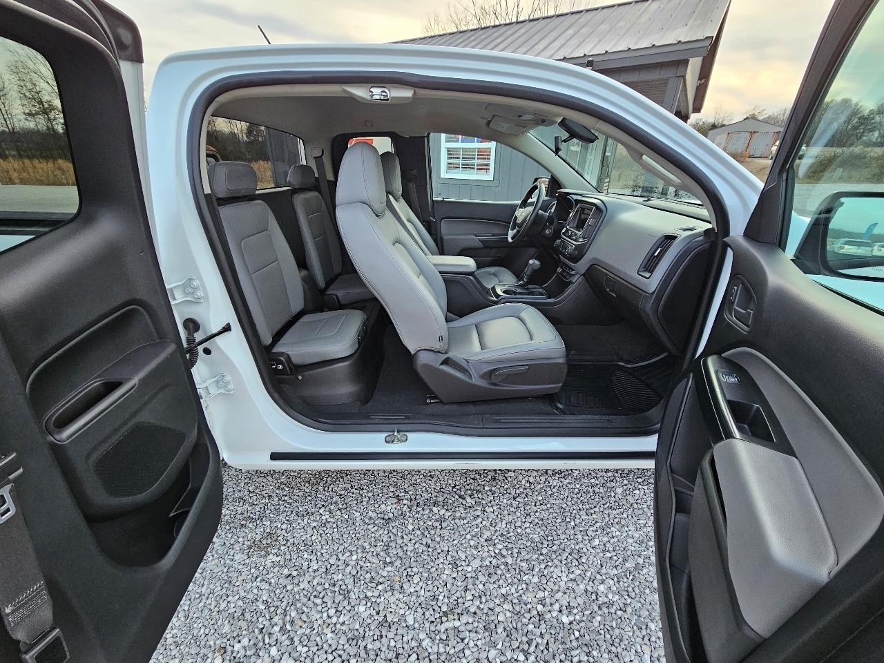 Chevrolet Colorado Work Truck Ext. Cab 4WD 2019