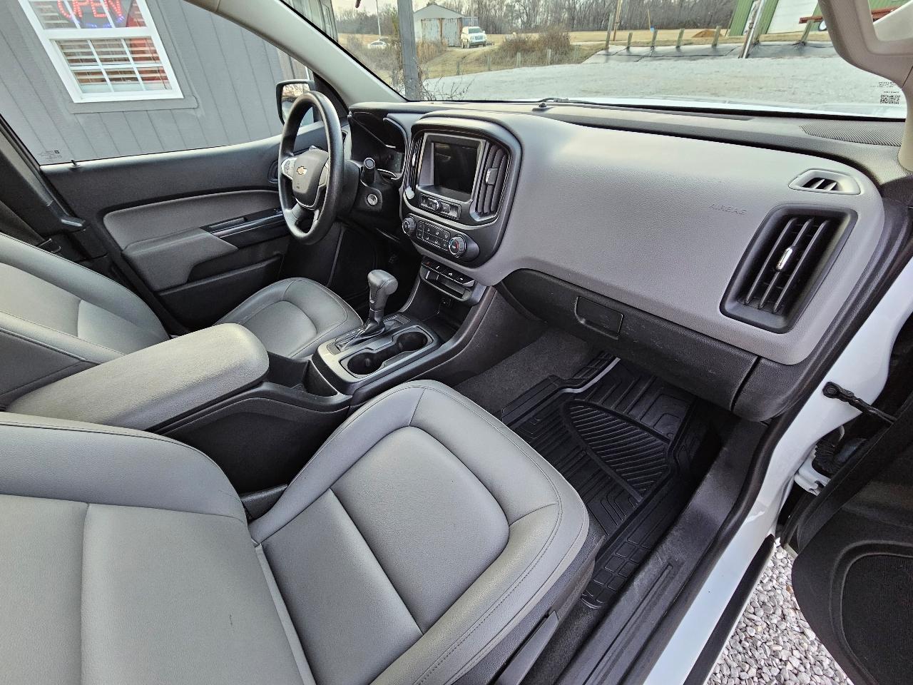 Chevrolet Colorado Work Truck Ext. Cab 4WD 2019