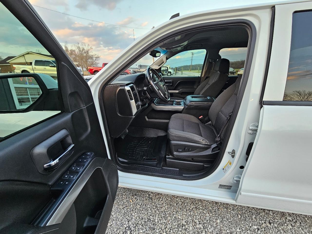 Chevrolet Silverado 1500 LT Crew Cab 2WD 2017