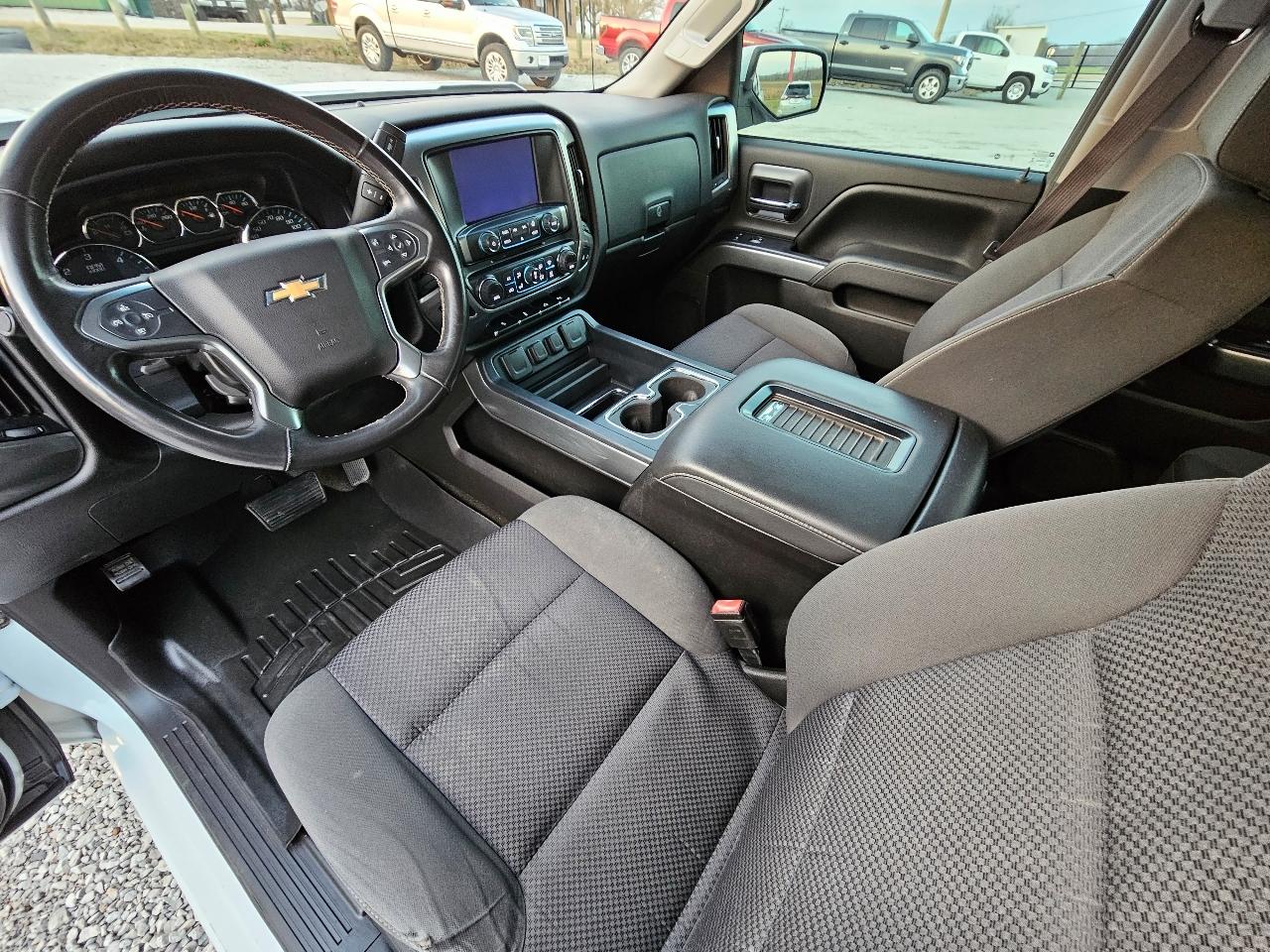 Chevrolet Silverado 1500 LT Crew Cab 2WD 2017