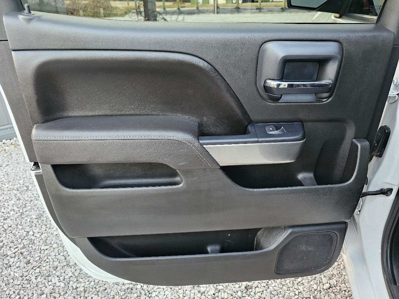 Chevrolet Silverado 1500 LT Crew Cab 2WD 2017