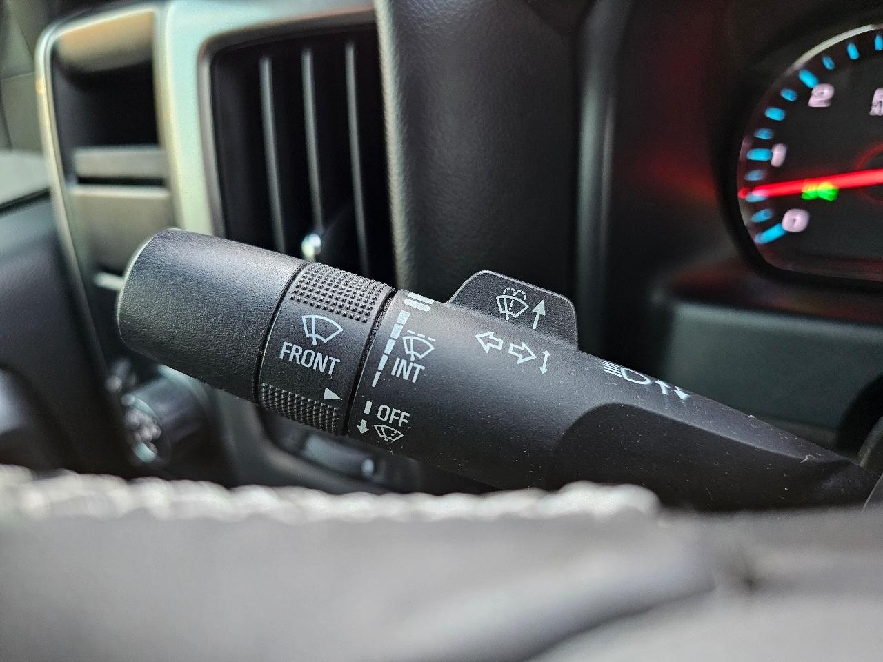 Chevrolet Silverado 1500 LT Crew Cab 2WD 2017