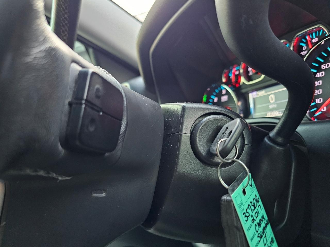 Chevrolet Silverado 1500 LT Crew Cab 2WD 2017