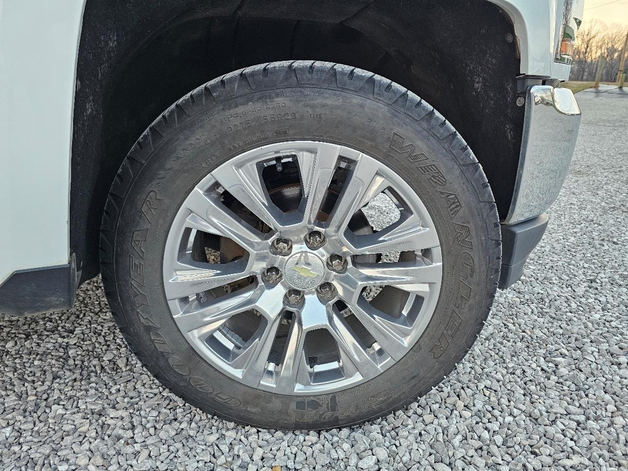 Chevrolet Silverado 1500 LT Crew Cab 2WD 2017