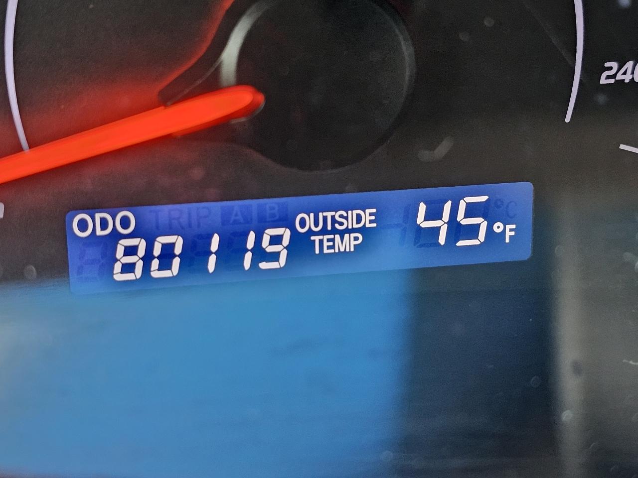 Toyota Camry LE V6 6-Spd AT 2010