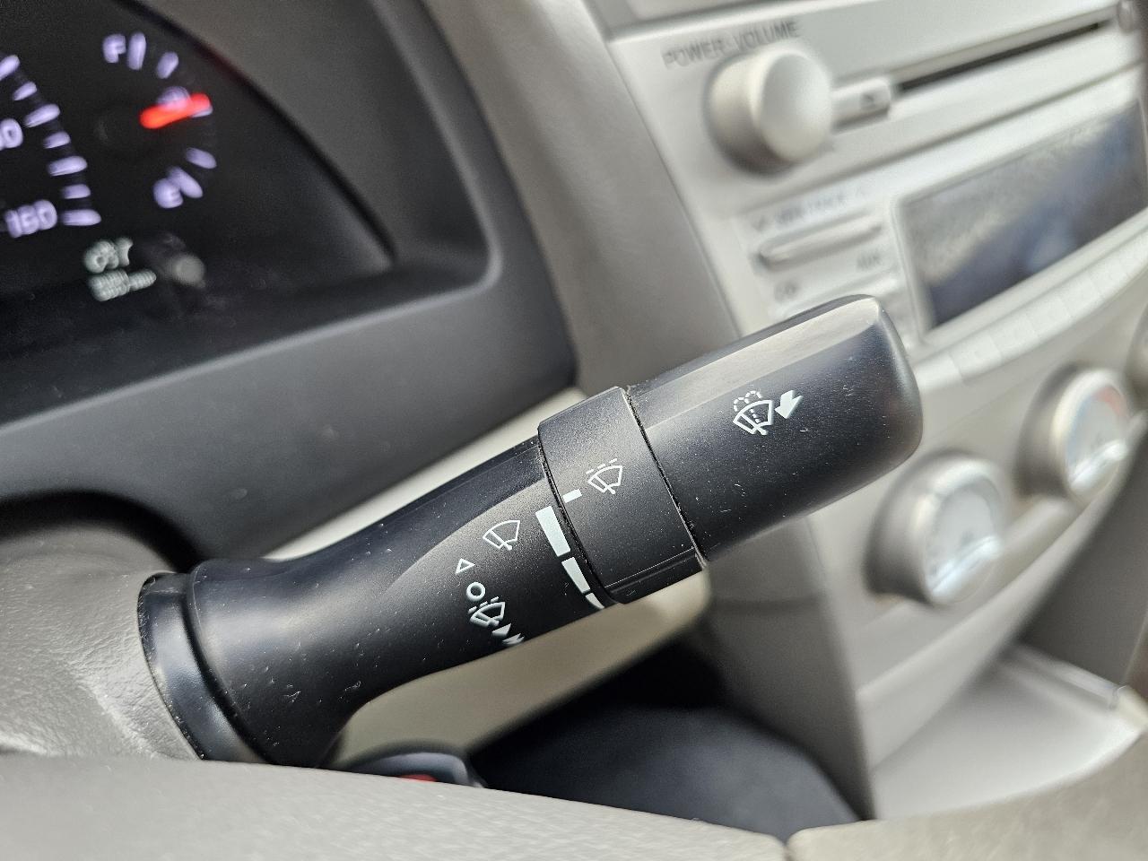 Toyota Camry LE V6 6-Spd AT 2010