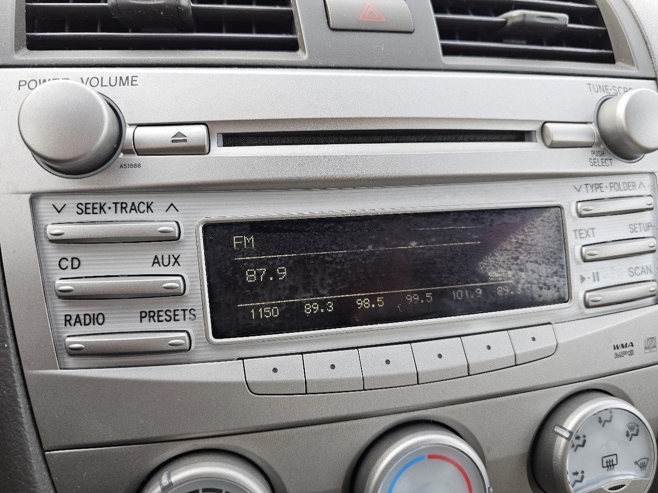 Toyota Camry LE V6 6-Spd AT 2010