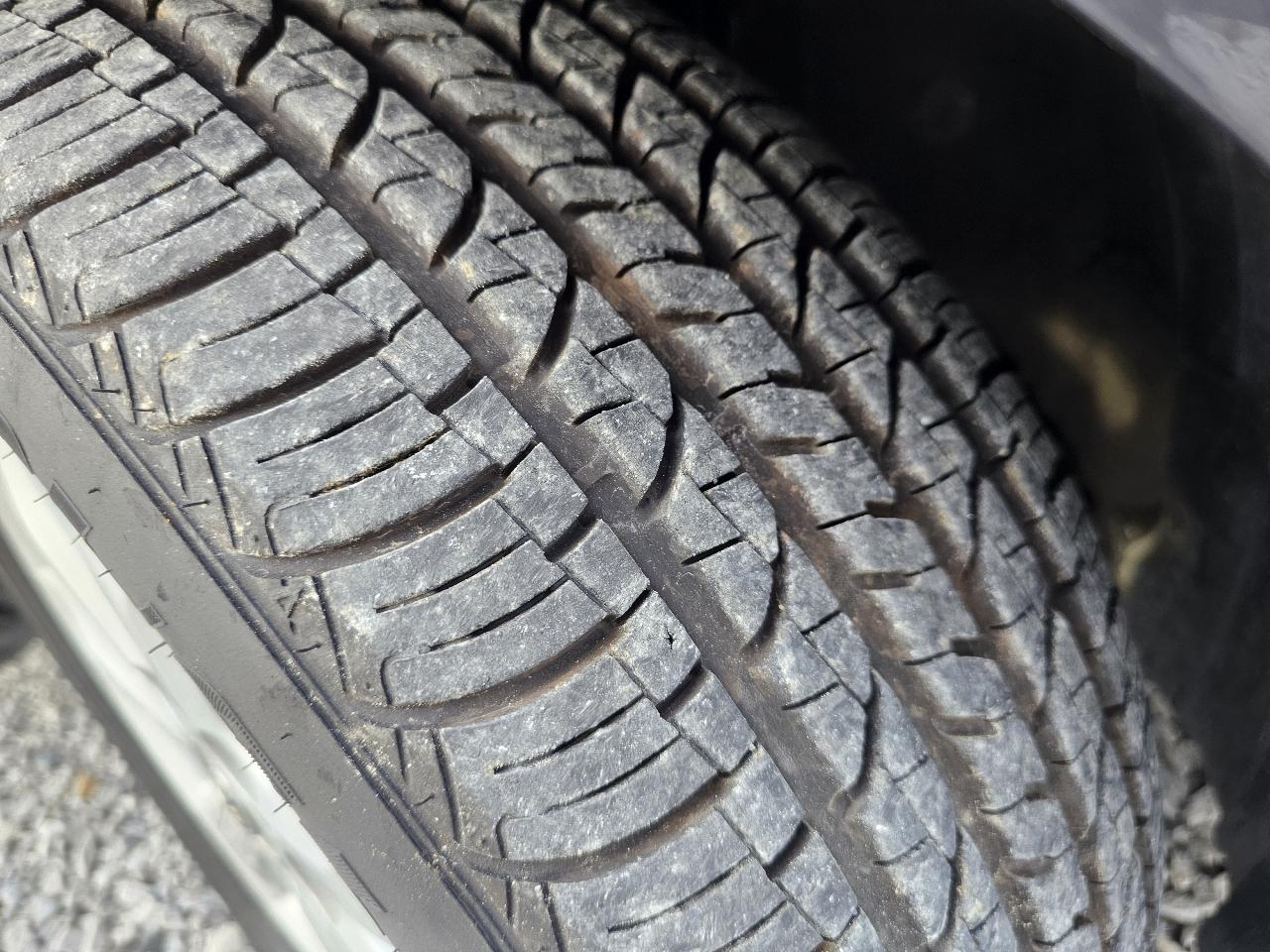 Toyota Camry LE V6 6-Spd AT 2010