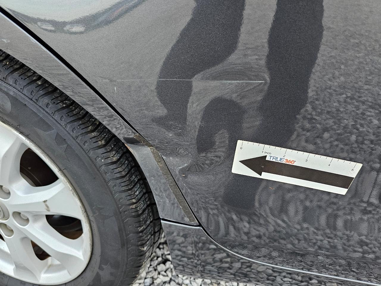 Toyota Camry LE V6 6-Spd AT 2010