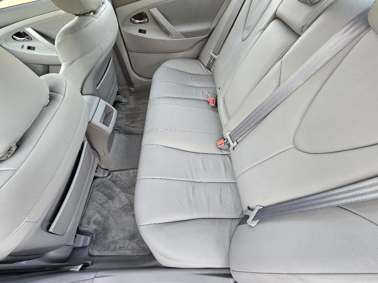 Toyota Camry LE 2007