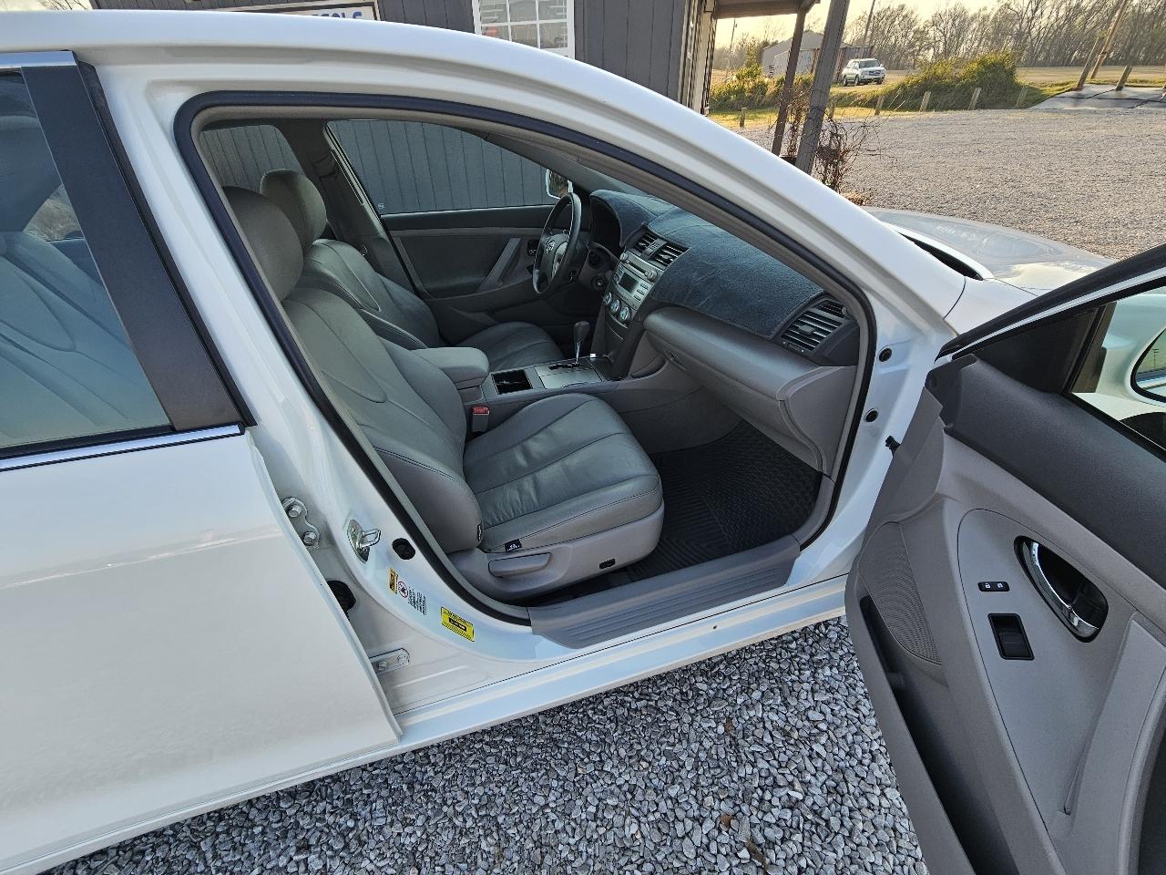 Toyota Camry LE 2007