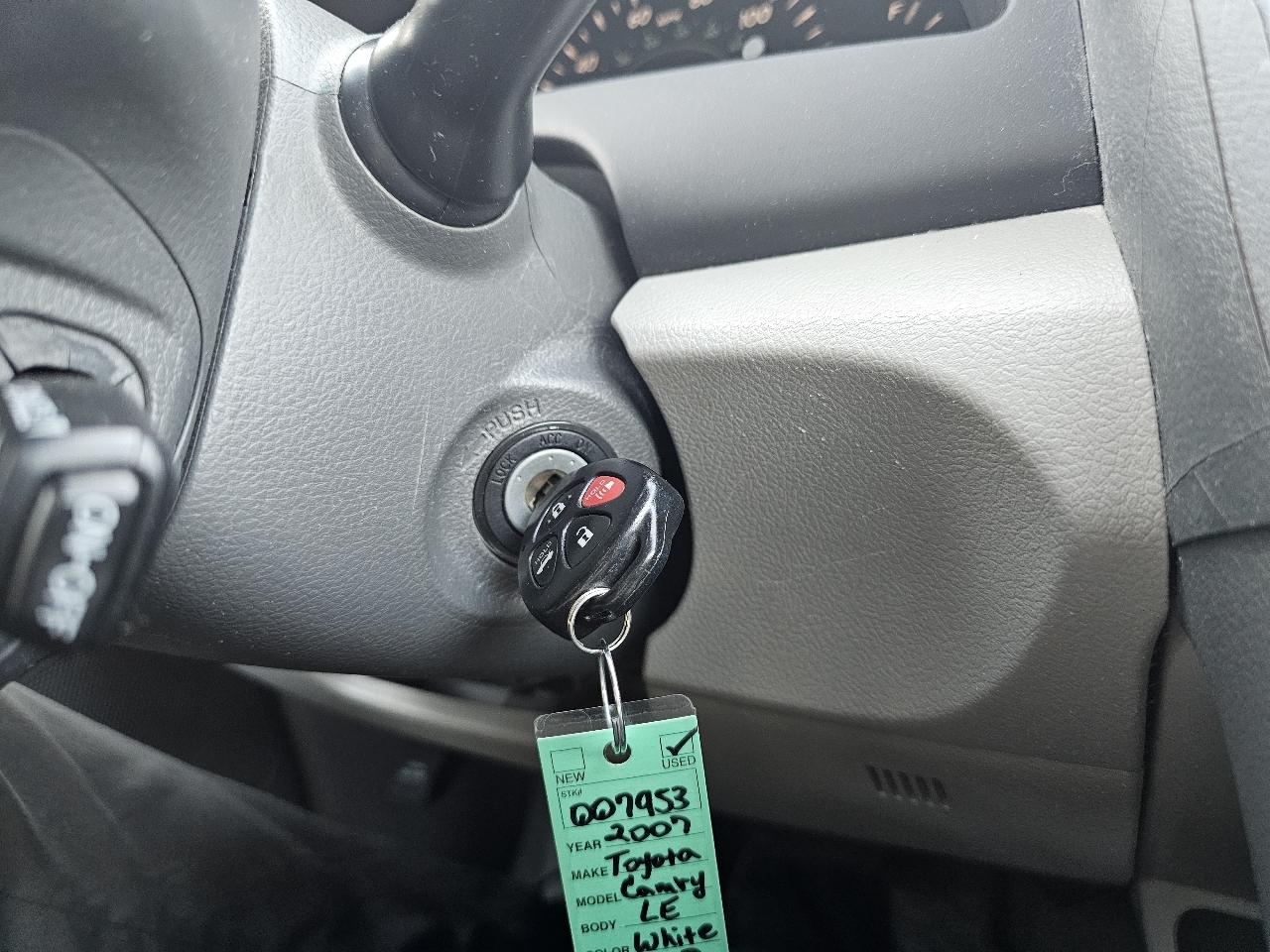 Toyota Camry LE 2007