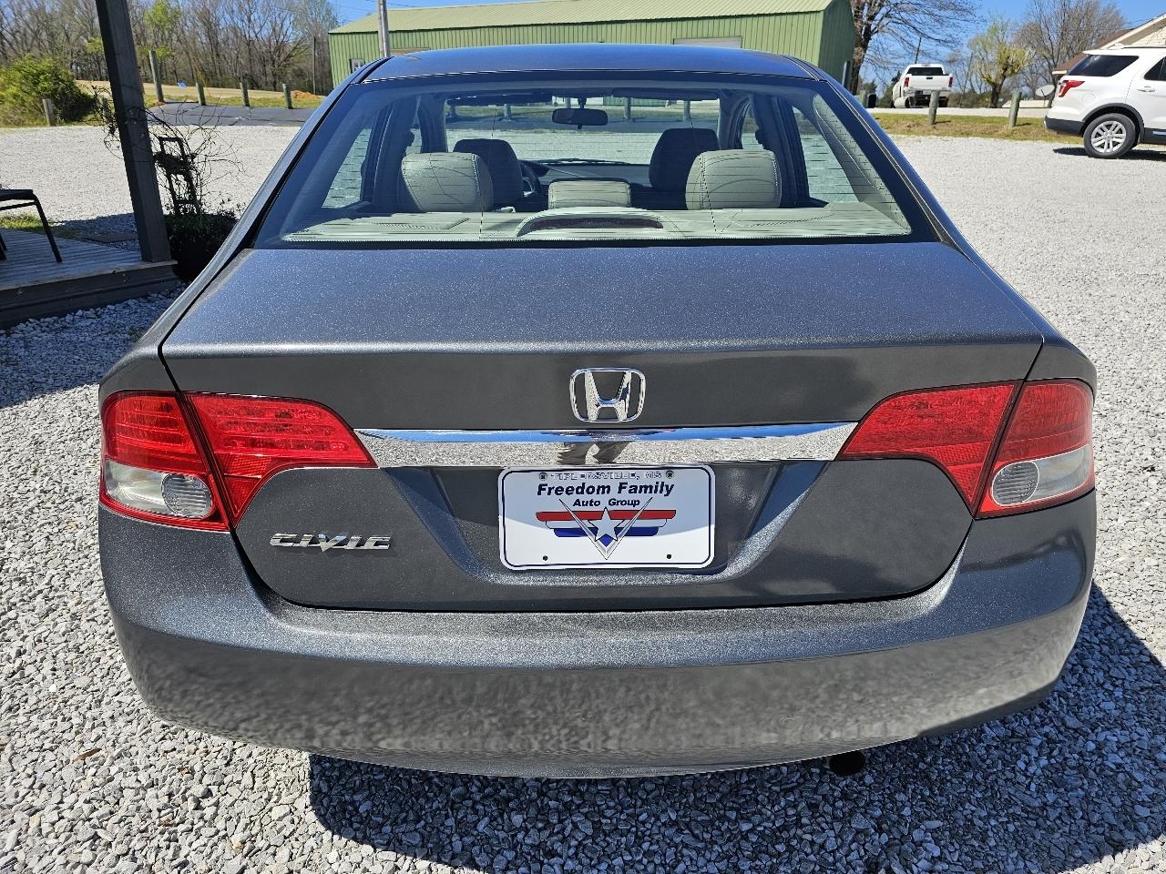 Honda Civic EX-L Sedan 5-Speed AT 2010