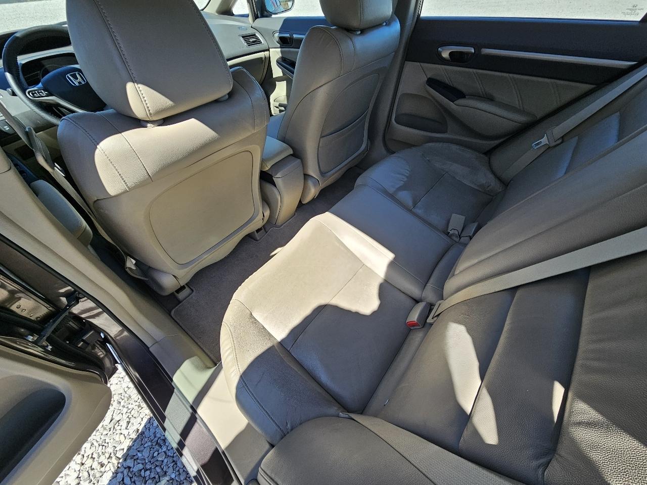 Honda Civic EX-L Sedan 5-Speed AT 2010