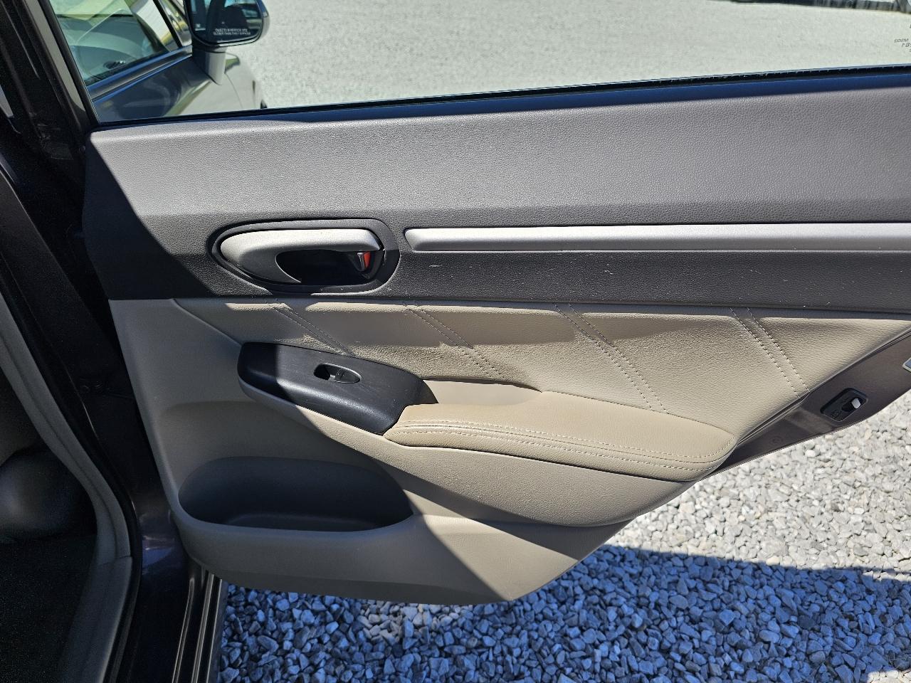 Honda Civic EX-L Sedan 5-Speed AT 2010