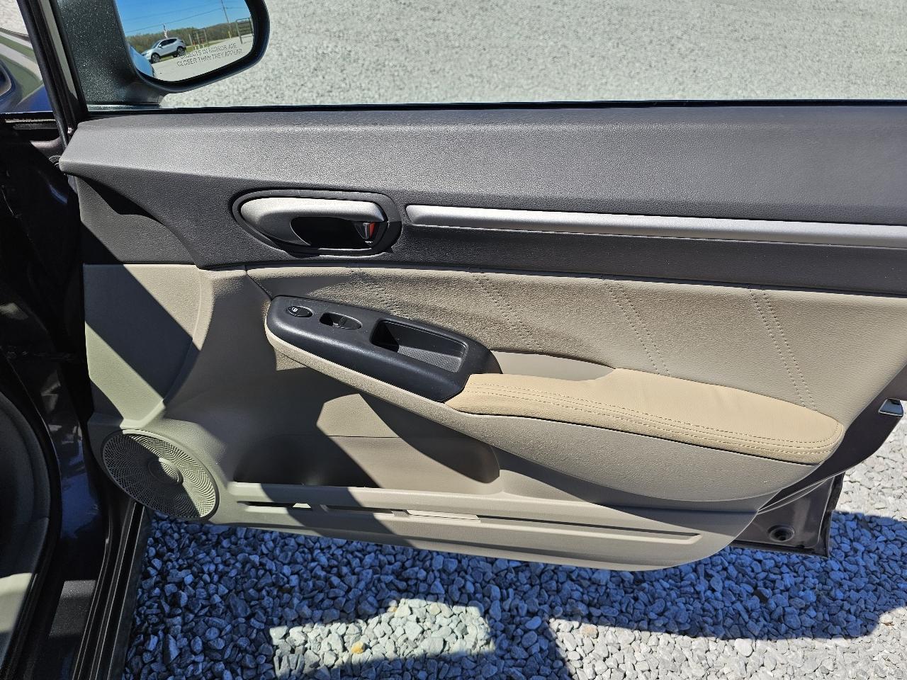 Honda Civic EX-L Sedan 5-Speed AT 2010