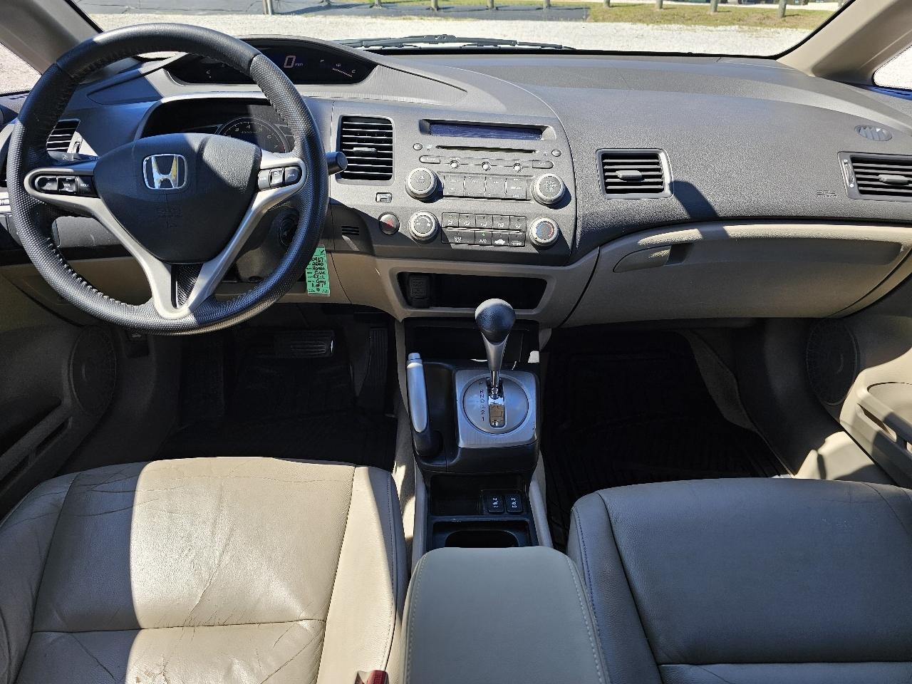 Honda Civic EX-L Sedan 5-Speed AT 2010