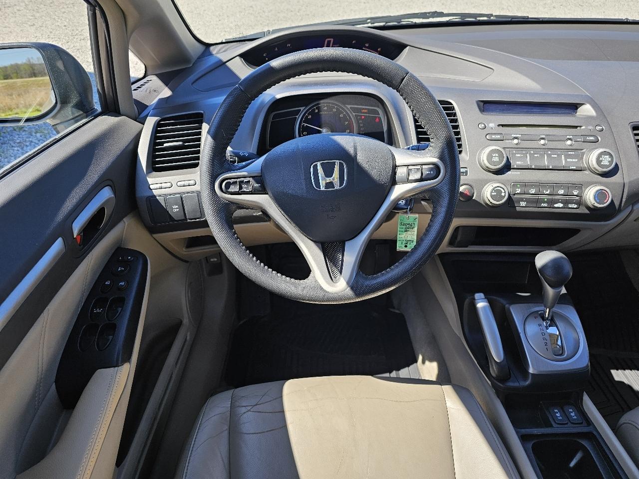 Honda Civic EX-L Sedan 5-Speed AT 2010