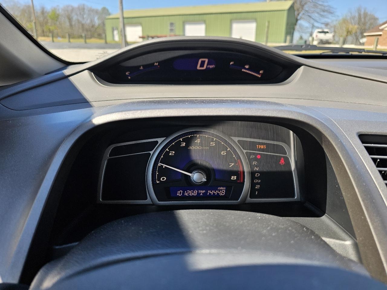 Honda Civic EX-L Sedan 5-Speed AT 2010