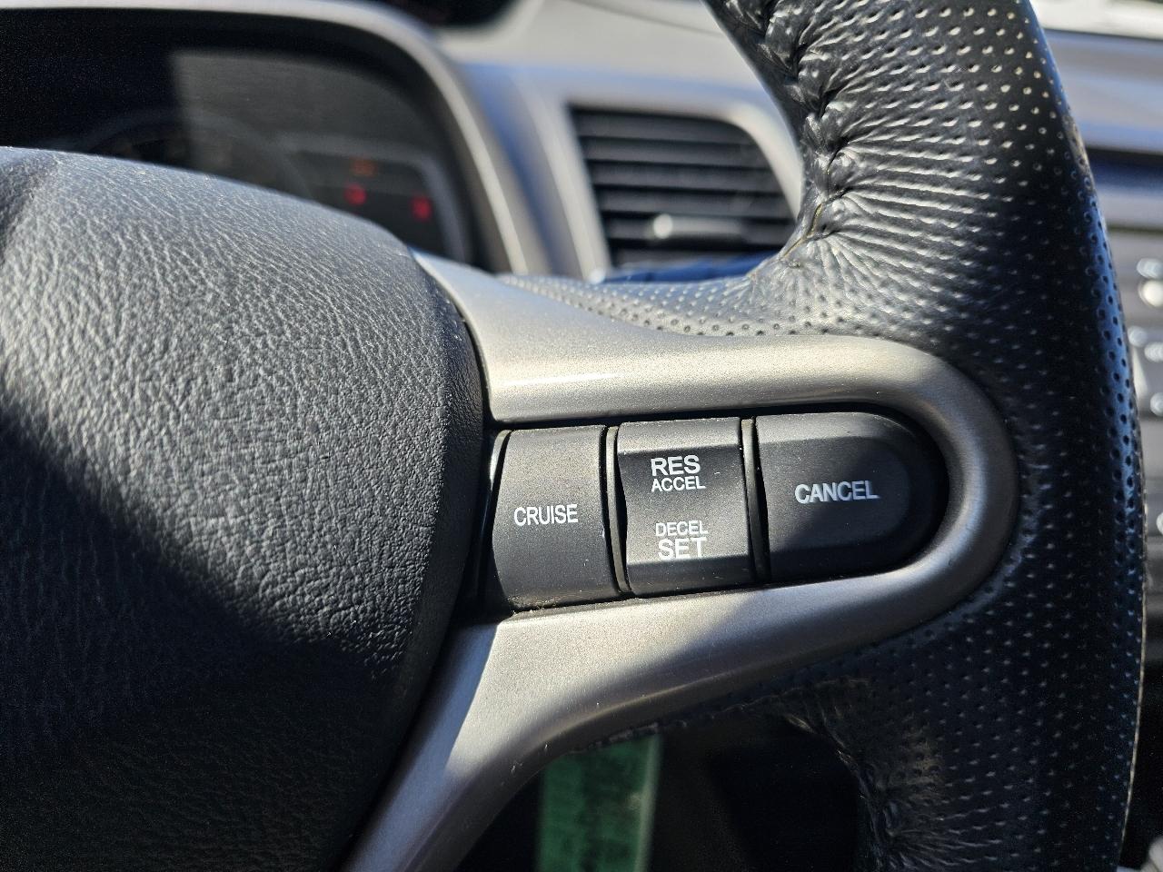 Honda Civic EX-L Sedan 5-Speed AT 2010