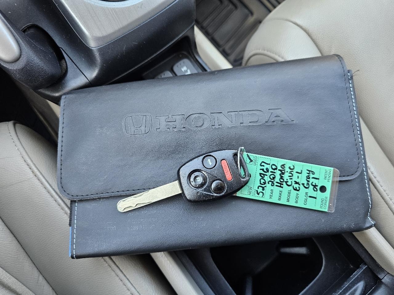 Honda Civic EX-L Sedan 5-Speed AT 2010