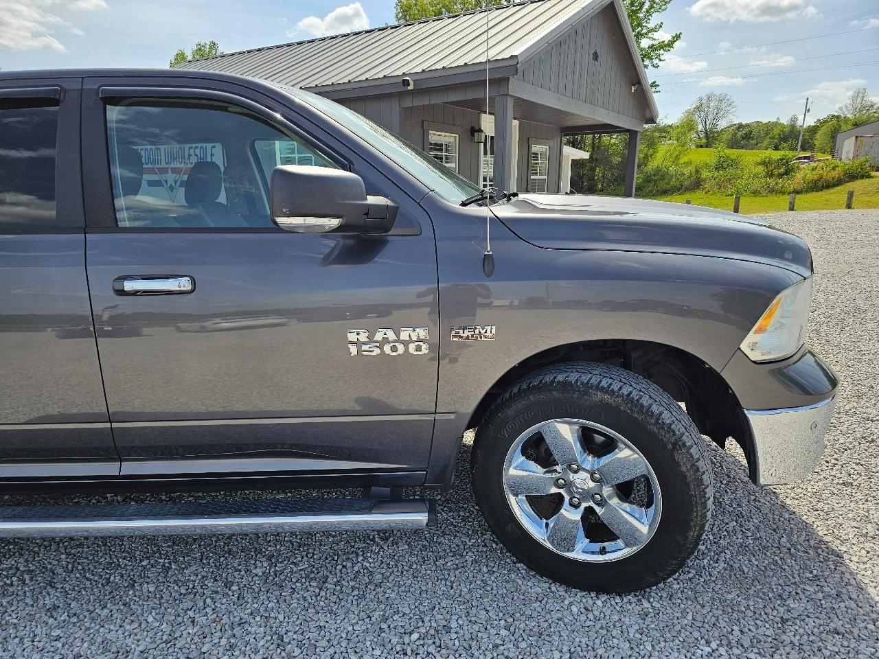 RAM 1500 Big Horn Crew Cab 4WD 2016
