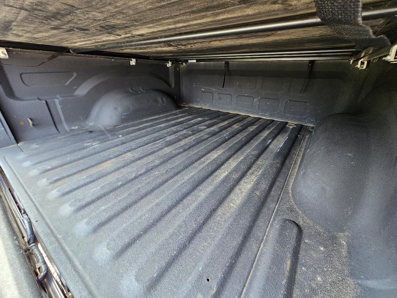 RAM 1500 Big Horn Crew Cab 4WD 2016