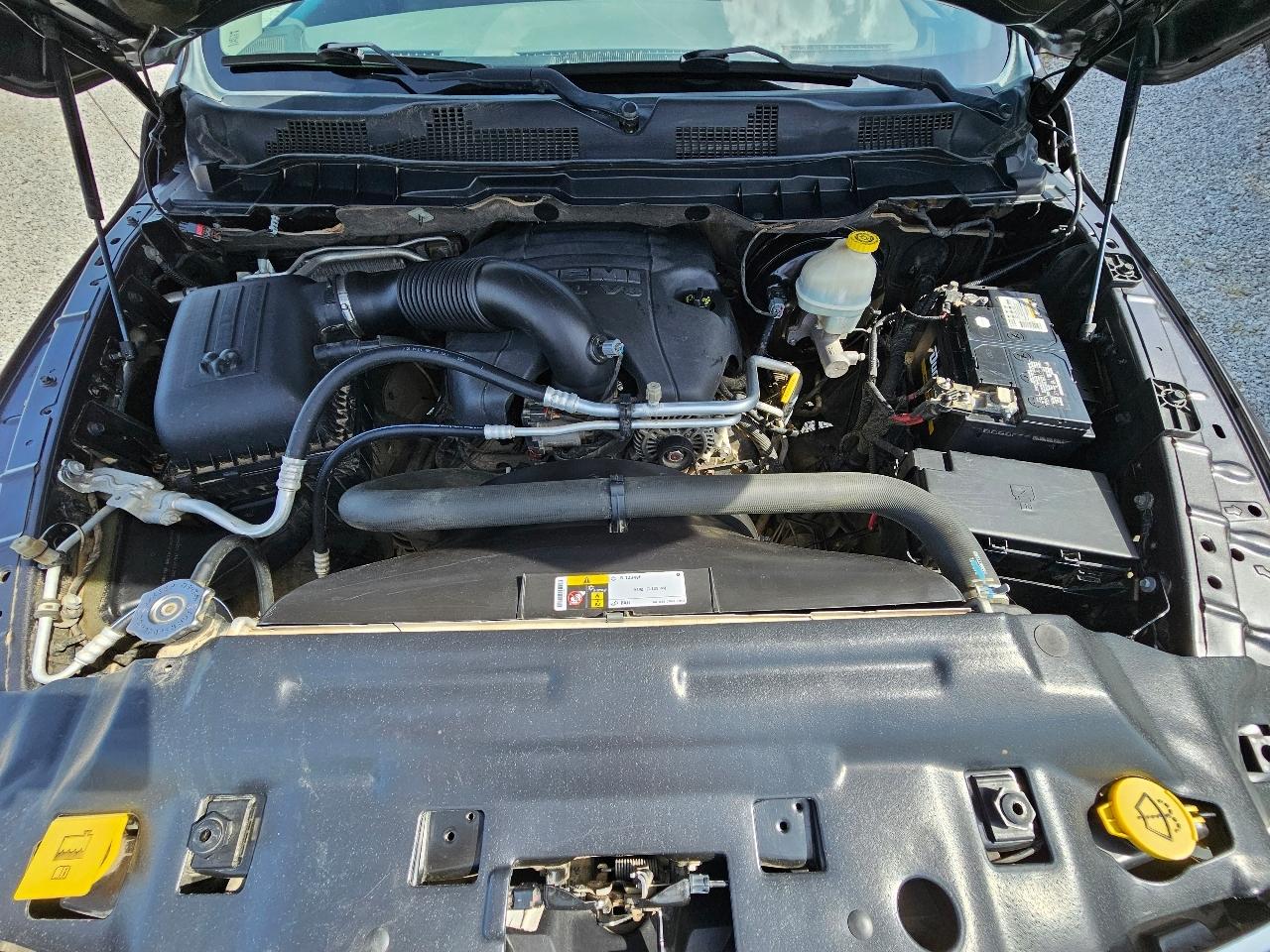 RAM 1500 Big Horn Crew Cab 4WD 2016