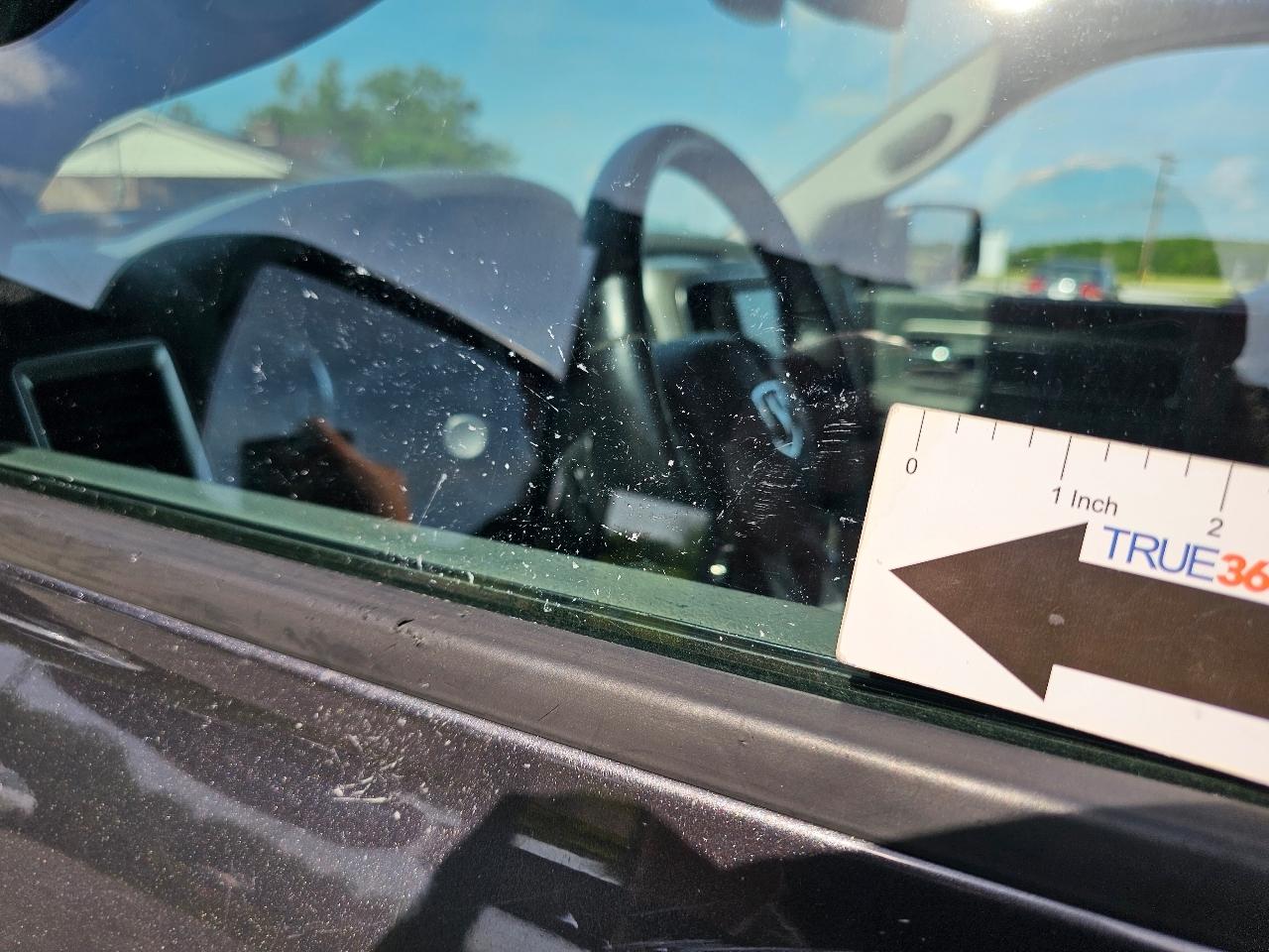 RAM 1500 Big Horn Crew Cab 4WD 2016